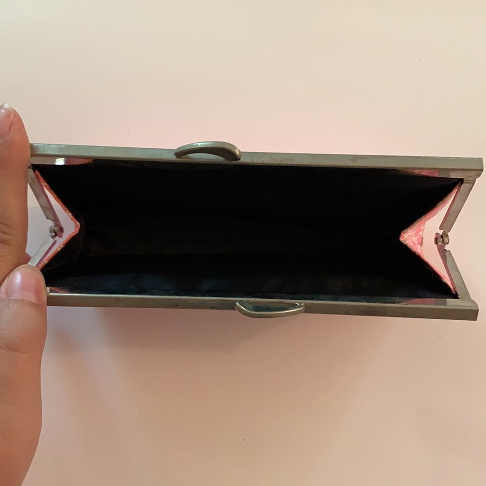 Wallet - Picture 2 of 4